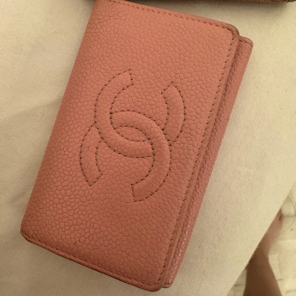 CHANEL Leather key holder 4 Prong Authentic Caviar - Picture 3 of 6